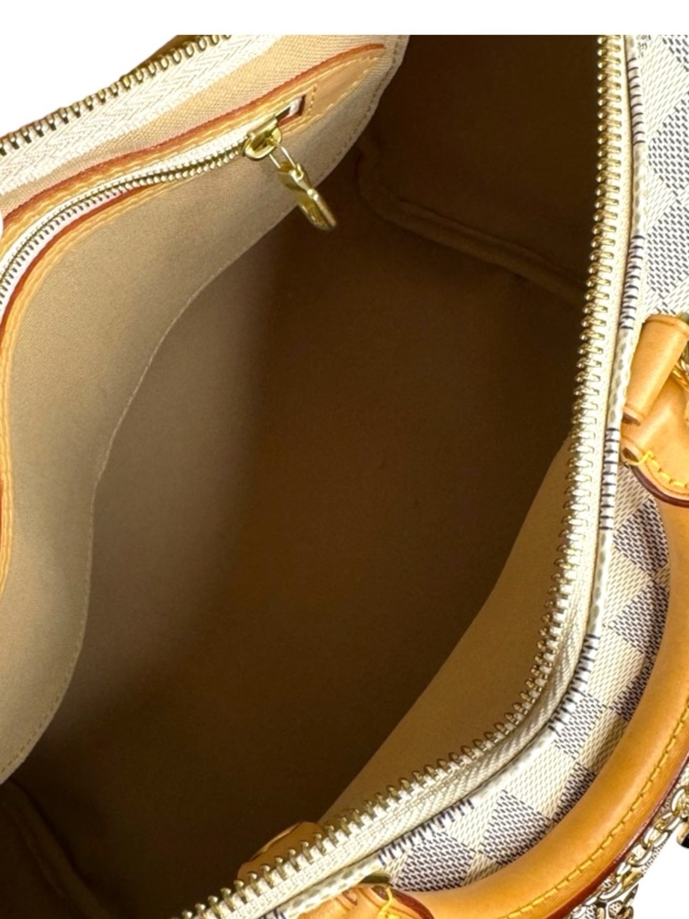 Louis Vuitton Damier Azur Speedy 30 Bag in White and Tan Excellent Condition - Picture 6 of 11